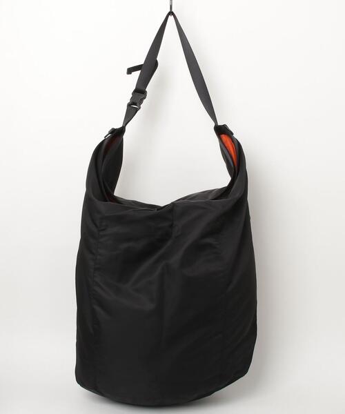 COMFY OUTDOOR GARMENT ショルダーバッグ CMF GARMENT
