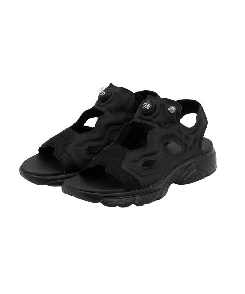 美品　Reebokリーボック　insta pump ブラック スポーツサンダル Kinetics サンダル Reebok INSTAPUMP FURY SANDAL（リーボック
