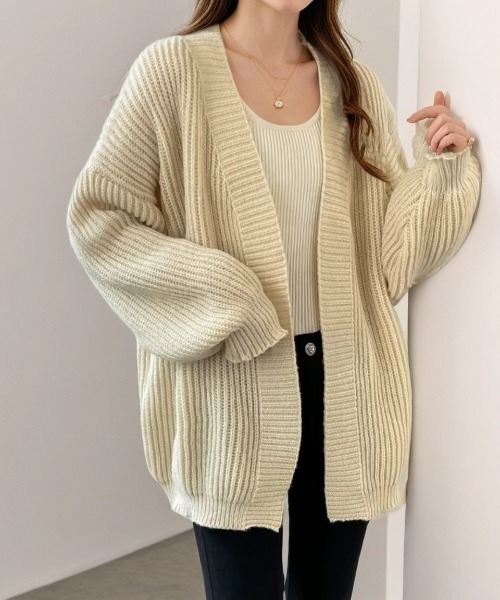 【新品未開封】Yanyan Rosie ニット カーディガン Mサイズ 新品未開封】Yanyan Rosie ニット カーディガン Mサイズ YanYan