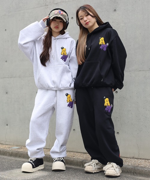 ATMARK パーカー 「2サイズ展開 / UNISEX 」ATMARKサガラ刺繍パーカー