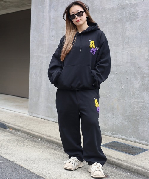 ATMARK パーカー 「2サイズ展開 / UNISEX 」ATMARKサガラ刺繍パーカー