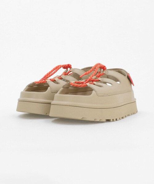 UGG Australia（アグオーストラリア） サンダル 「UGG」ゴールデン