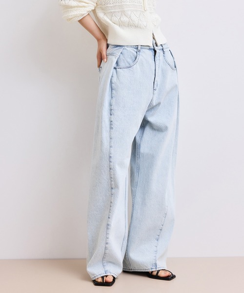 ワイドパンツ ジーンズ デニム デニムパンツ 「WEB限定」・「サステナブル」タックディティールワイドデニムワイドパンツ レディースの画像