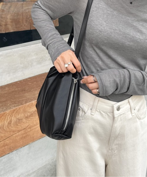 LE MORE ショルダーバッグ バッグ 「新色追加！！」「ジップカラー2