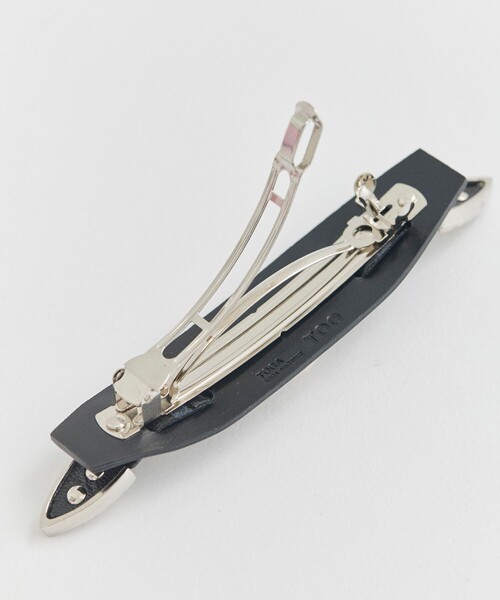 TOGA（トーガ） ヘアクリップ 「TOGA TOO/トーガトゥ」Metal leather