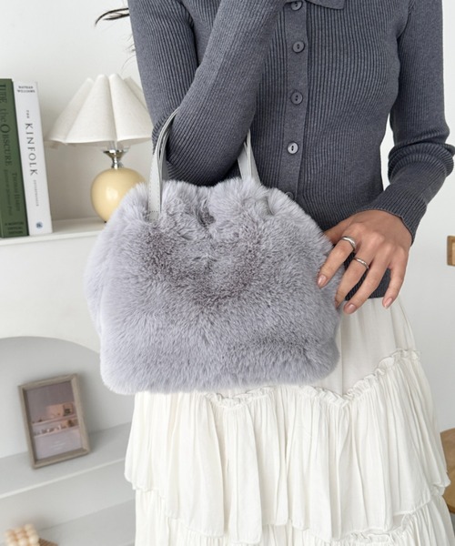CLEA ショルダーバッグ バッグ 2WAYフェイクファーショルダーバッグ