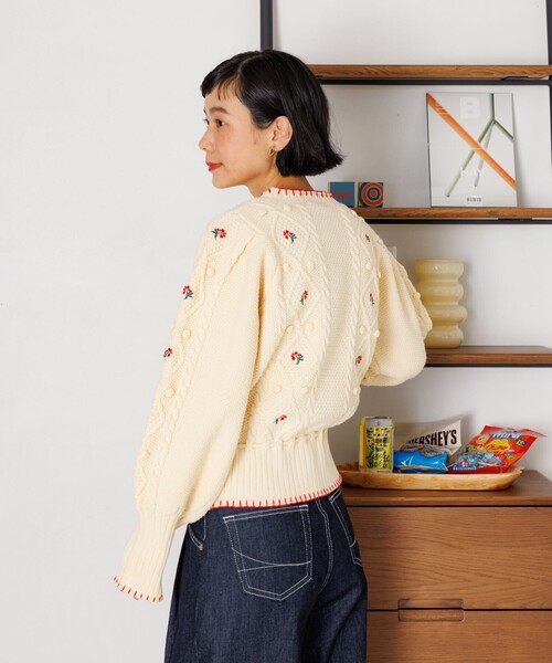 美品　FRED PERRY　金刺繍　花柄　カーディガン 美品 FRED PERRY 金刺繍 花柄 カーディガンベストセラー