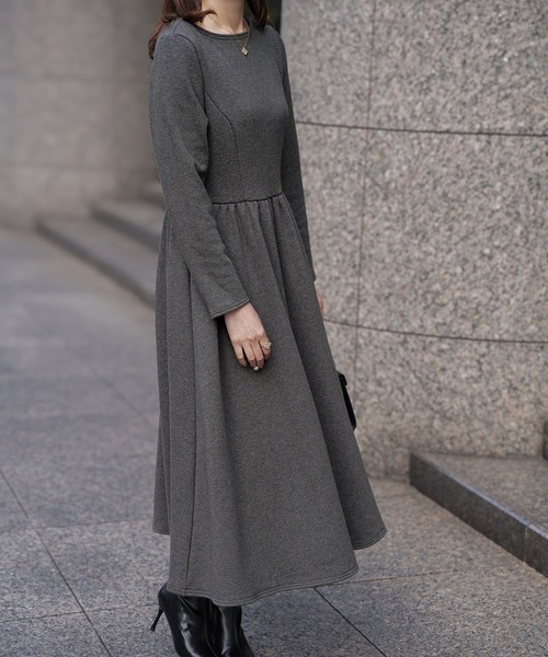 HUIT bouquet（ユイット ブーケ） ワンピース ボンバーヒート フィット