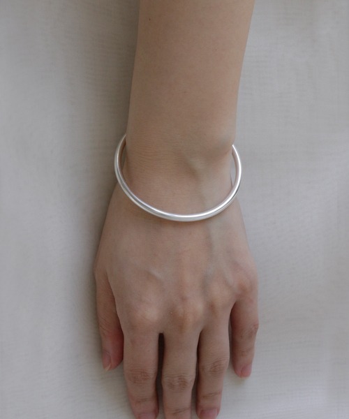 ROUND STONE BANGLE-SILVER925-バングル/ブレスレット whoseA（フーシー） バングル 「silver925」CircleBangle/サークル