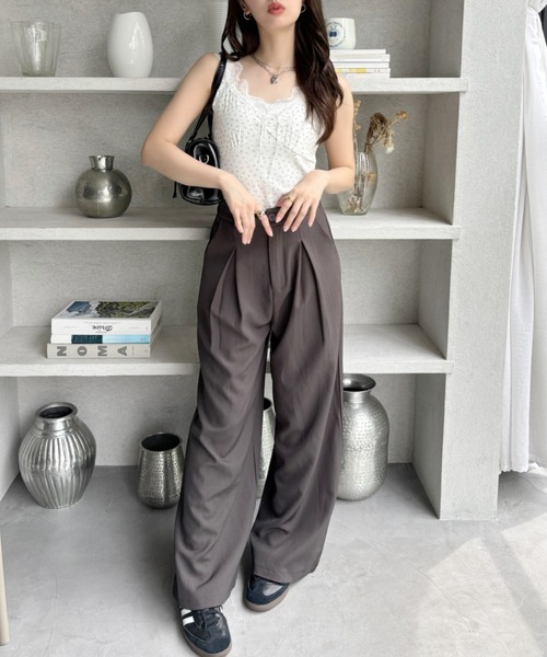 希少 美品 ワイズ レーヨン 総柄 花柄 ノースリーブ デザイン キャミソール TREOVER キャミソール 上品でガーリーな印象に仕上げる花柄