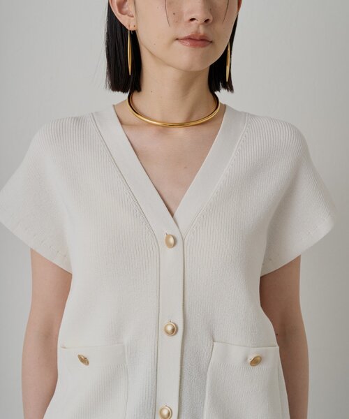 新品　Loungedress ロゴフードニット　ラウンジドレス　アイボリー LOUNGEDRESS（ラウンジドレス）の「ロゴ刺繍カーディガン