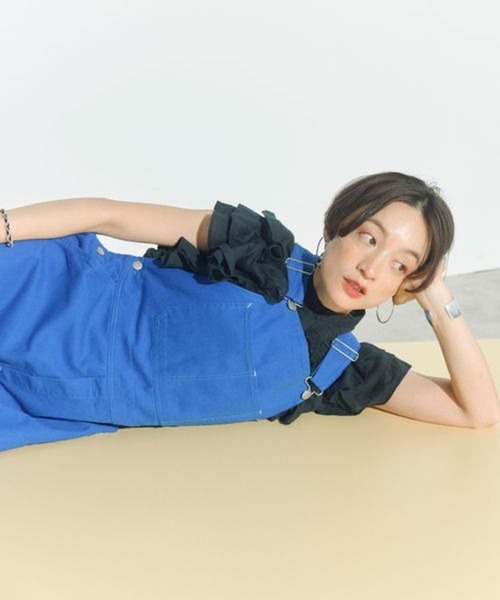 高山都　リネンライクブラウス 高山都さんがおしゃれに着まわす！ボリューム感のあるブラウスで