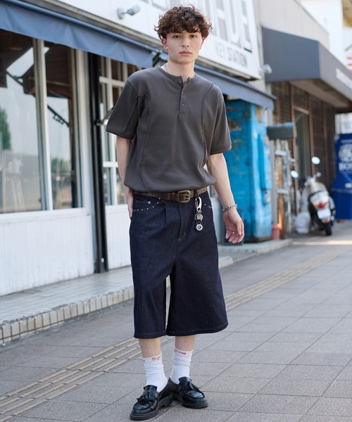 スタッズリジットデニムバギーショーツ(海外ストリート) STUDDED RIGID DENIM BAGGY SHORTS／スタッズリジットデニム