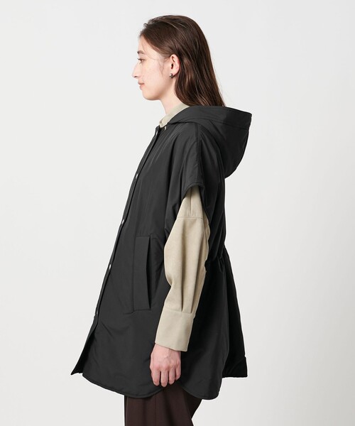 UNITED ARROWS 黒 ポンチョ・ケープコート UNITED ARROWS（ユナイテッドアローズ）の「バイカラー リバー ケープ