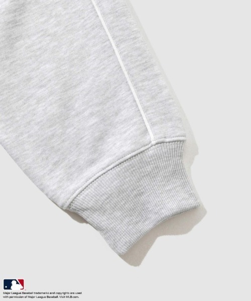 MLB トレーナー スウェット パイピング 3Dロゴ刺繍ハーフZIPUP メンズ