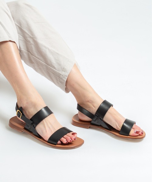 サンダル 「NUOVO NICAR/ヌオヴォニカール」フラットサンダル バックル