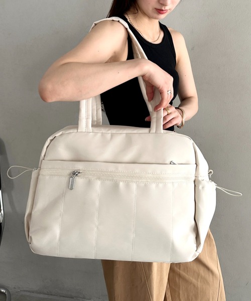 BOSS ボス　マザーズバッグ　ボストン　旅行バッグ ボストンバッグ 多収納スクエア型マザーズバッグ トラベルバッグ