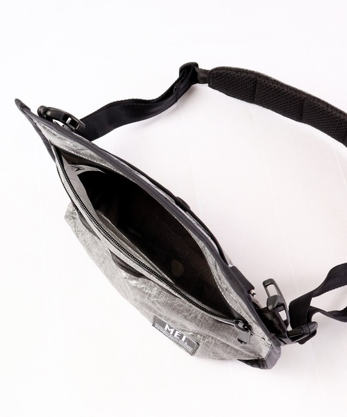 MEI（メイ） ウエストポーチ スクランブラー B Inner cr ボディバッグ