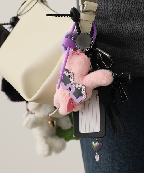 ROOP TOKYO キーホルダー うさぎデザイン チャーム ぬいぐるみ