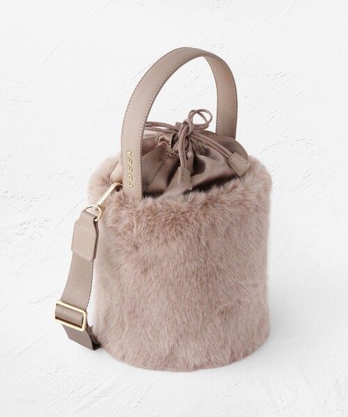 TOCCA（トッカ） ショルダーバッグ バッグ MILKY TEA FURBAG ファー