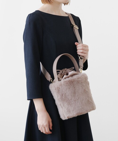 TOCCA（トッカ） ショルダーバッグ バッグ MILKY TEA FURBAG ファー 