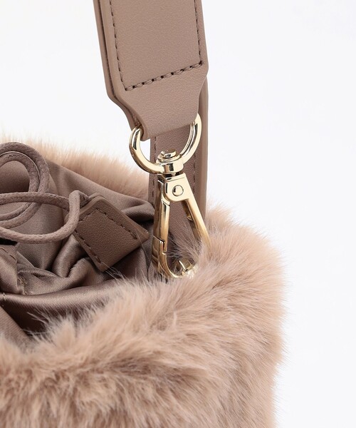 TOCCA（トッカ） ショルダーバッグ バッグ MILKY TEA FURBAG ファー 