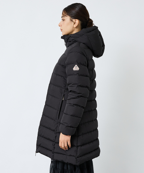 PYRENEX ピレネックス 軽量 ノーカラー ダウン コート　ブラック 軽さと保温性能が魅力のノーカラーダウンコート＊