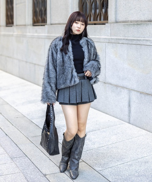 シルバー ビジュー装飾 ウエスタンブーツ 今季注目の“カウボーイコア”、ウエスタンブーツで旬な足もとをつくる