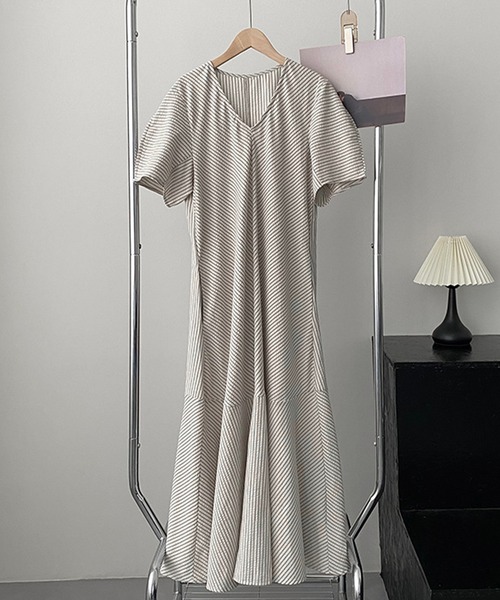 「BANICO」 半袖ワンピース LARGE グレー レディース_画像4