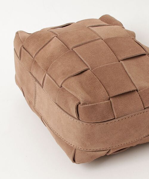 IACUCCI（イアクッチ） ベルタ SUEDE CERVO ショルダーバッグ 