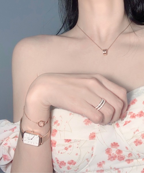 Daniel Wellington Emalie Ring Satin White S50 9号 DW00400047 Jewellery - Emalie Ring in silver & white - Size 48 | DW
