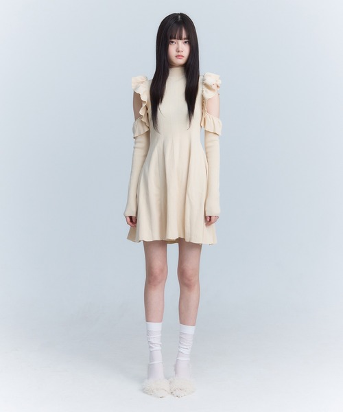 エイミーイストワール カットショルダーリブニットワンピース ブラック 黒 カットショルダーリブニットワンピース(F WHITE): ONEPIECE