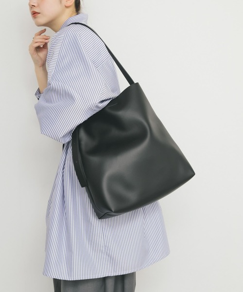 KBF ショルダーバッグ バッグ ソフトイージーバケットBAG