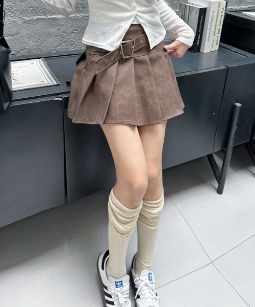 Ada. スカート ヴィンテージライク フェイクレザー ベルトデザイン