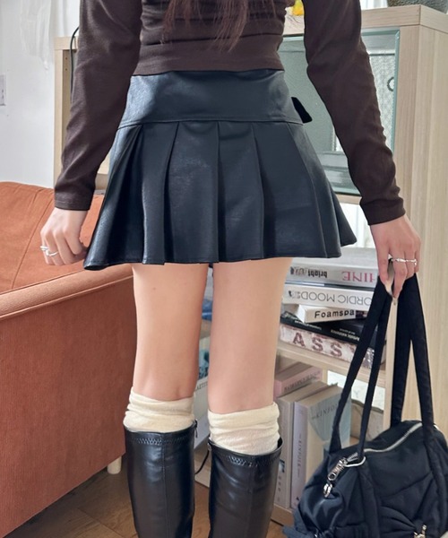 Ada. スカート ヴィンテージライク フェイクレザー ベルトデザイン