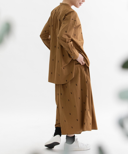 ノップドゥノッド（nop de nod）/フロッキースワンブロードシャツ nop de nod（ノップドゥノッド） ブラウス シャツ フロッキースワン