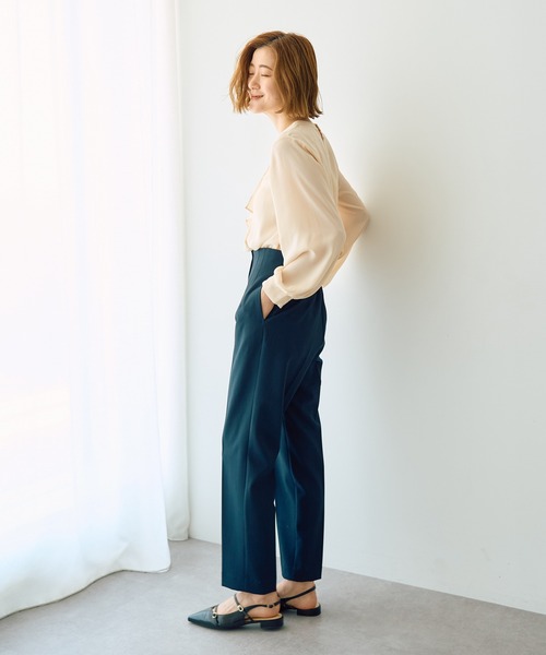 YECCA VECCA（イェッカヴェッカ） ブラウス シャツ パールブローチ付き