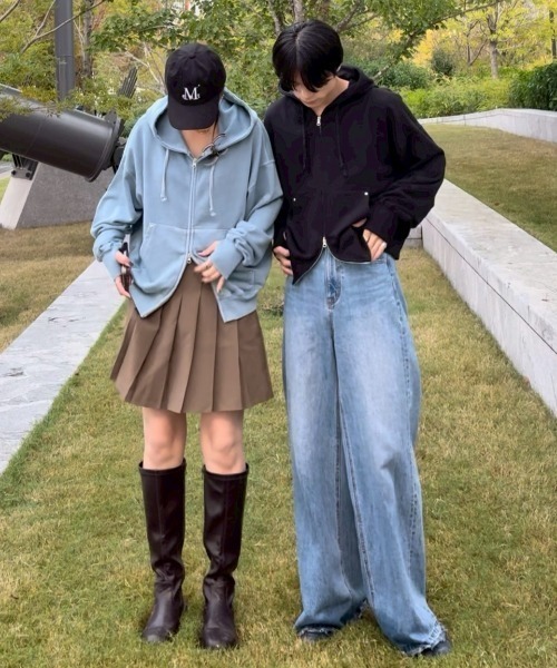 INTER FACTORY（インターファクトリー） パーカー kurumi - スタッズ