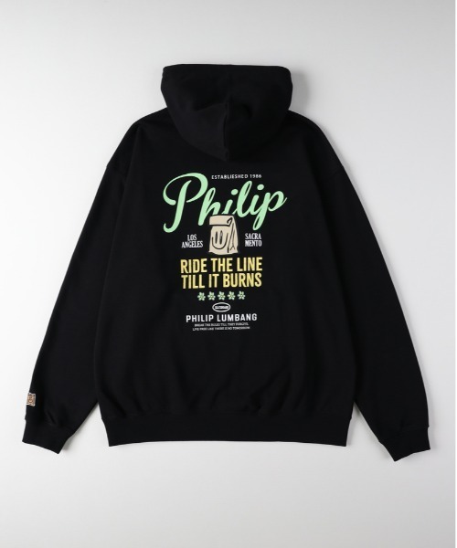 Right-on(ライトオン) パーカー 「Philip Lumbang」プリント Right-on(ライトオン) パーカー 「Philip Lumbang」プリント