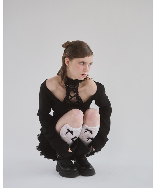 ruris様お取り置き lilLilly  リルリリー オフショルダーニット lilLilly（リルリリー）の「フリルオフショルリブトップス（ニット