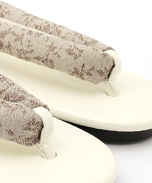 振袖からカジュアル着物までマルチに履ける滑り止め付きのウレタン草履 レディース | SOUBIEN | 23