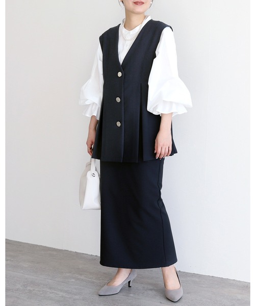 reca（レカ） セットアップ Vネック金ボタンベスト×Hラインロング