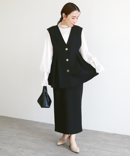 reca（レカ） セットアップ Vネックボタンベスト・スカート2点セット