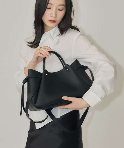 NEUNA（ヌナ） トートバッグ 「iPadがすっぽり入る＆ポーチ付き