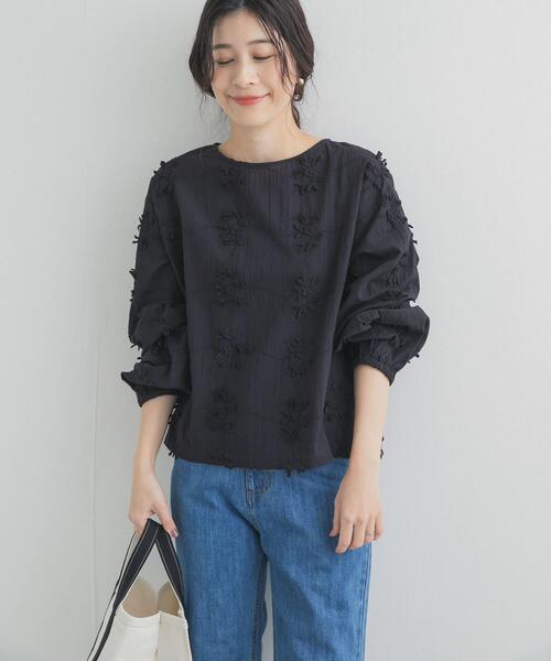 ma-sa様お取り置き 新品 アーバンリサーチドアーズ 刺繍ブラウス 立体刺繍ブラウス（シャツ/ブラウス）｜URBAN RESEARCH DOORS