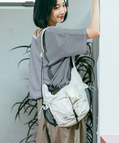 niko and…（ニコアンド） ショルダーバッグ バッグ 「600mlボトル収納