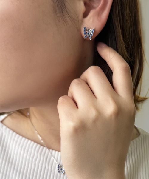 ピアス バタフライモチーフ　ピアス レディースの画像