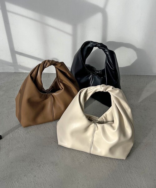 capricieuxle'mage ショルダーバック CAPRICIEUX LE'MAGE ショルダーバッグ バッグ 「見た目以上の
