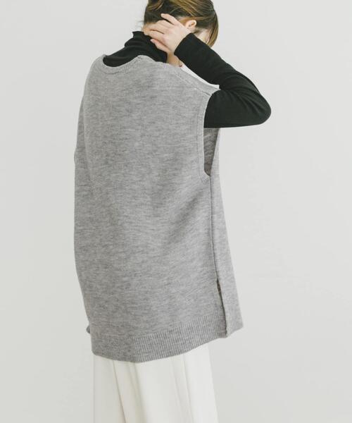 ITEMS URBANRESEARCH ニット セーター アンゴラタッチユルV