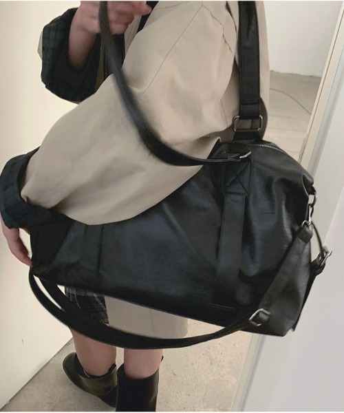 Y2K DIESEL メタルロゴ　レザー　ボストンバッグ　大容量　黒 gossip!ロサンゼルス ボストンバッグ 大容量ボストンバッグ/旅行バッグ